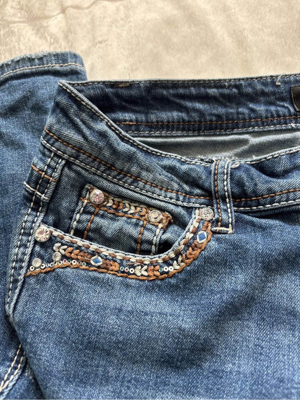 Shyanne Women's Blue Embroidered Rhinestone Shy Bootcut Jeans Sz:28x30 - Picture 10 of 13